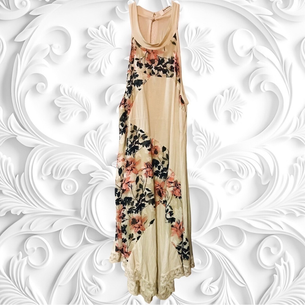 NWOT Tan Floral Lace Sleeveless Dress With Asymmetrical Hem